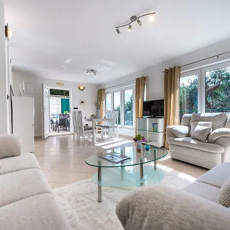 Lägenhet Dream Estate